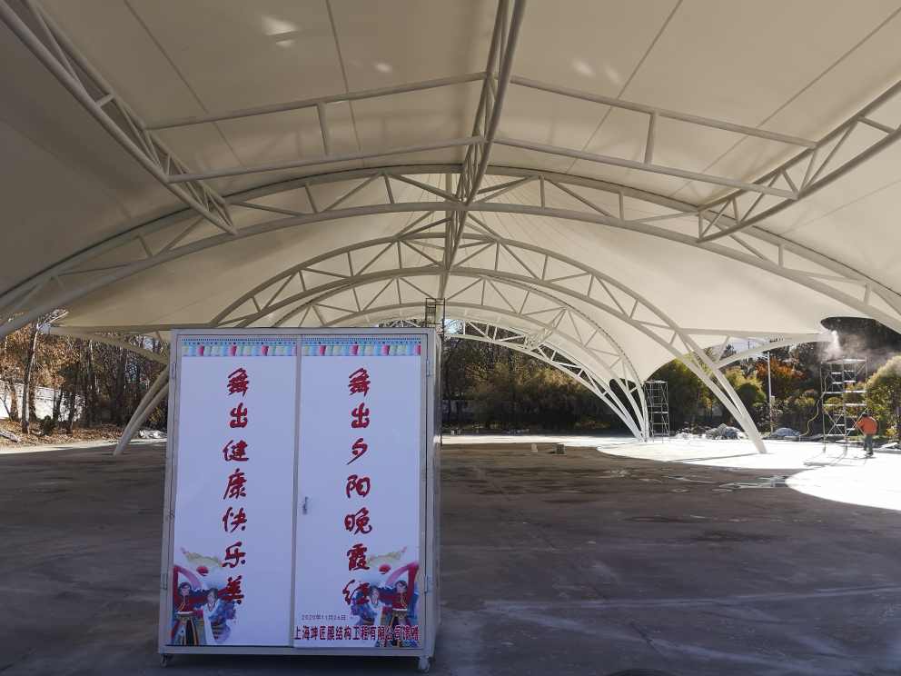 充气膜建筑体育馆-2